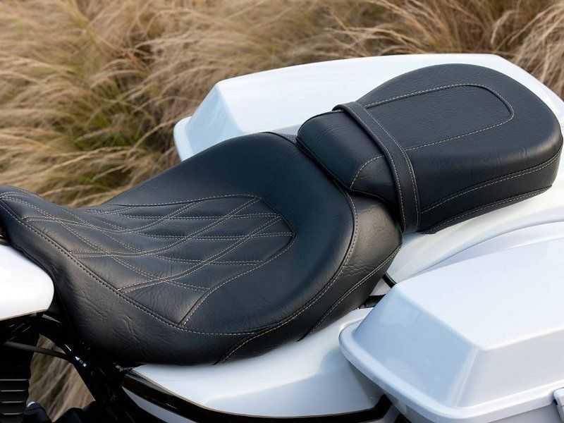 2013 harley-davidson fltrxse2 cvo road glide custom review