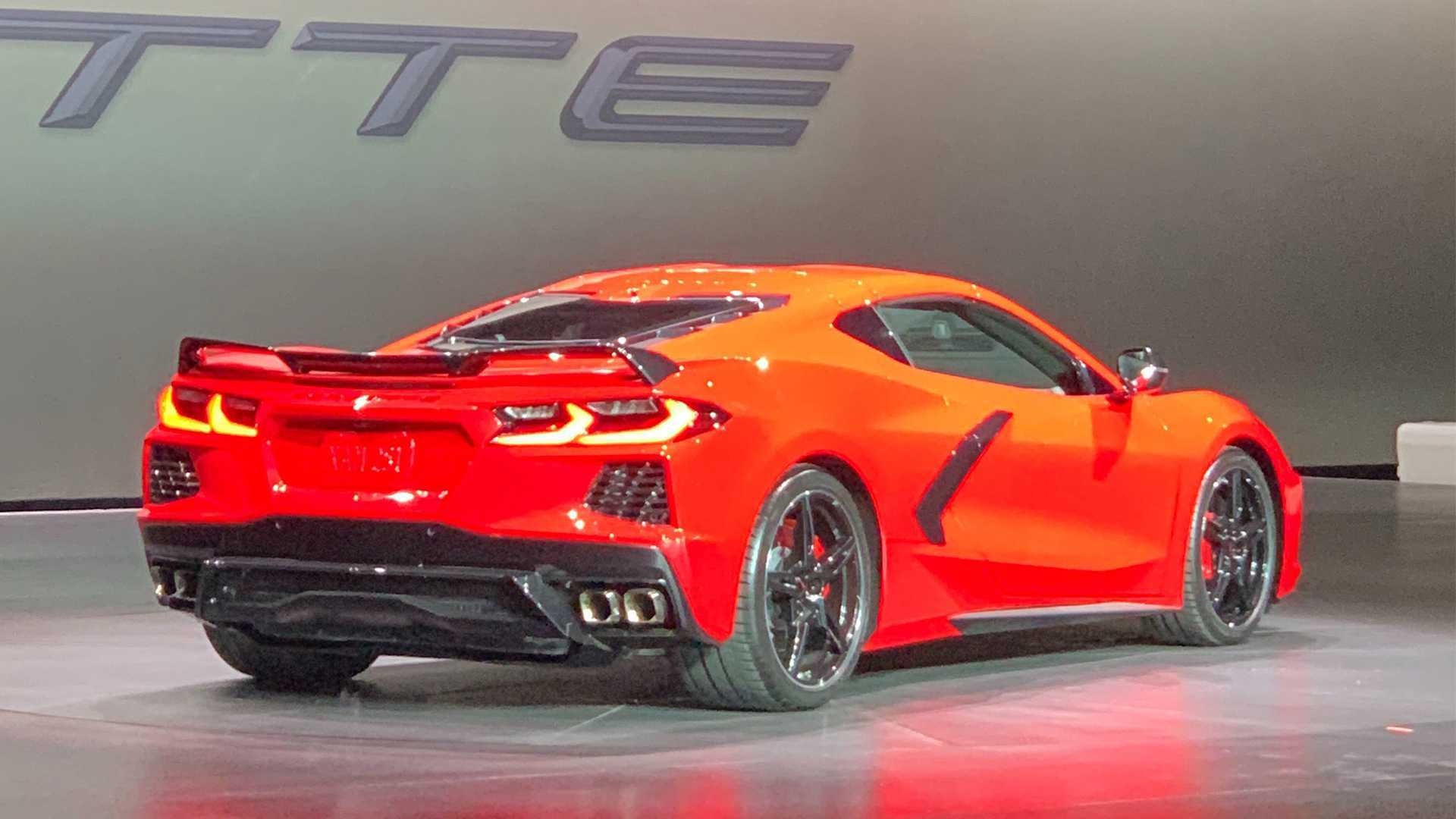 Chevrolet Corvette 2021 кабриолет