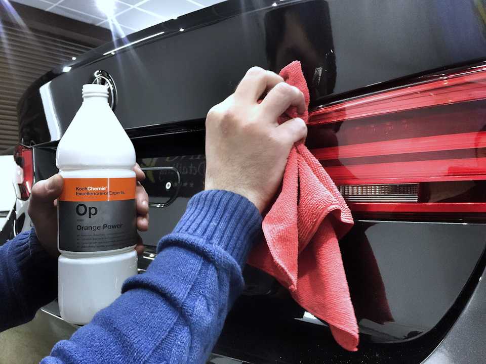 Чем и как оттереть неродную краску с автомобиля