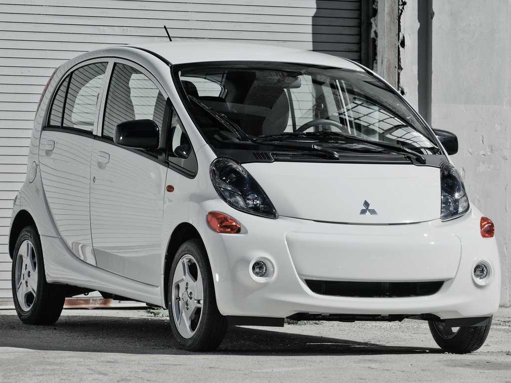 Обзор электромобиля mitsubishi i miev: внешний вид, характеристики, батарея