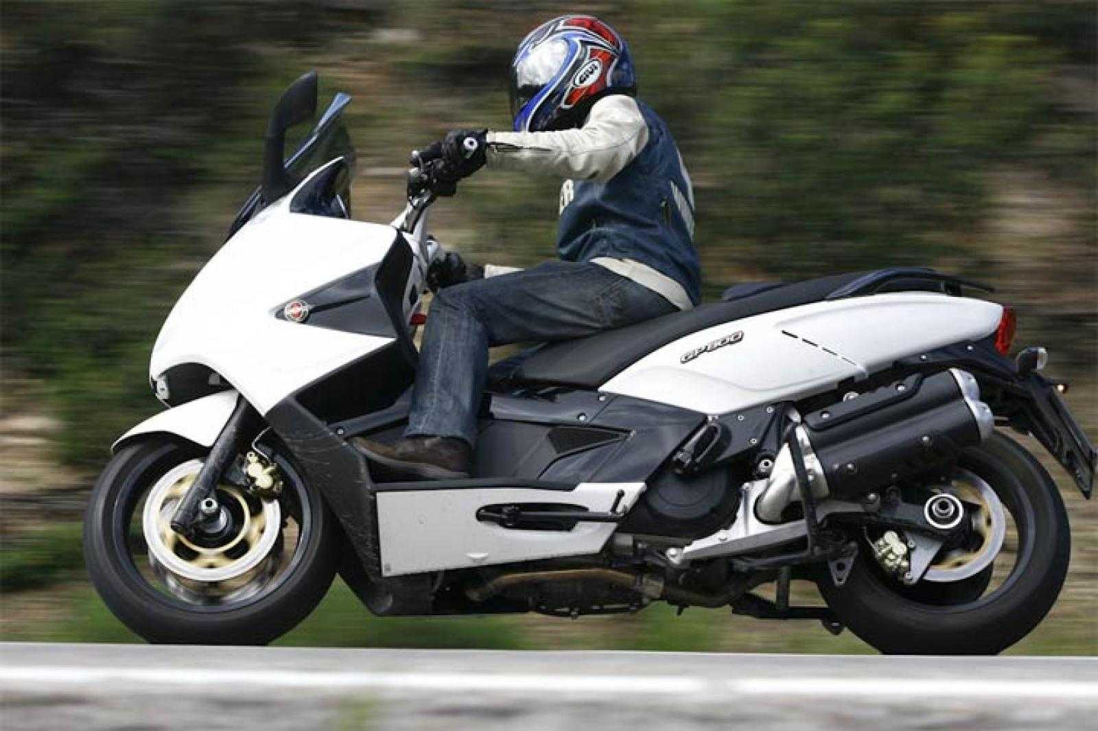 Мотоцикл gilera gp 800 2007: рассмотрим тщательно