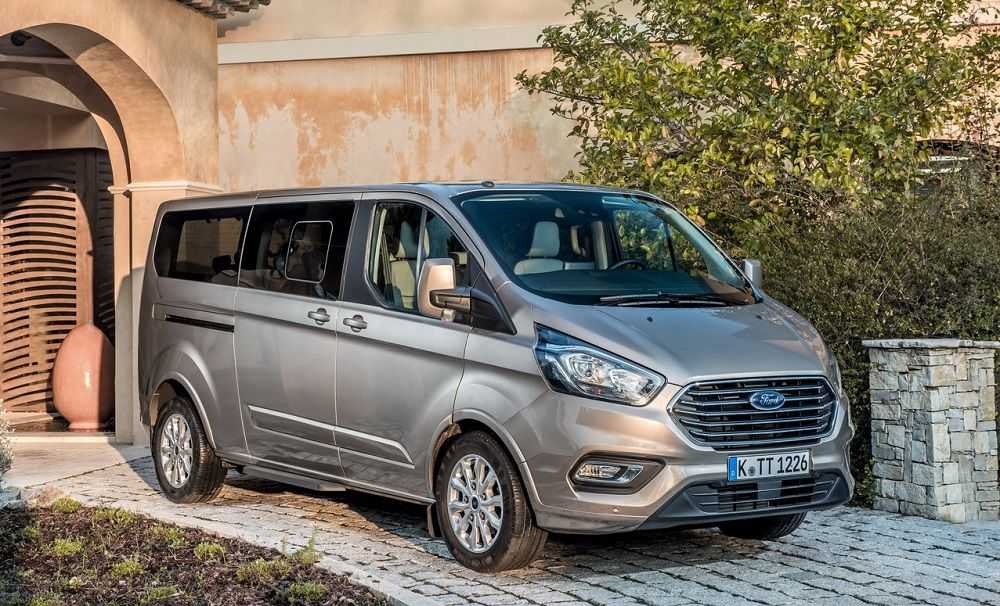 Ford tourneo custom