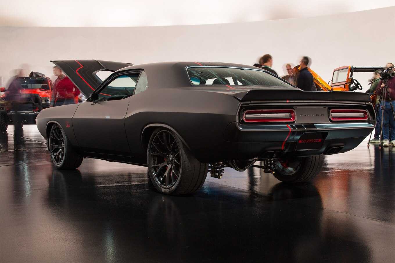 Dodge - полный каталог моделей, характеристики, отзывы на все автомобили dodge (додж)