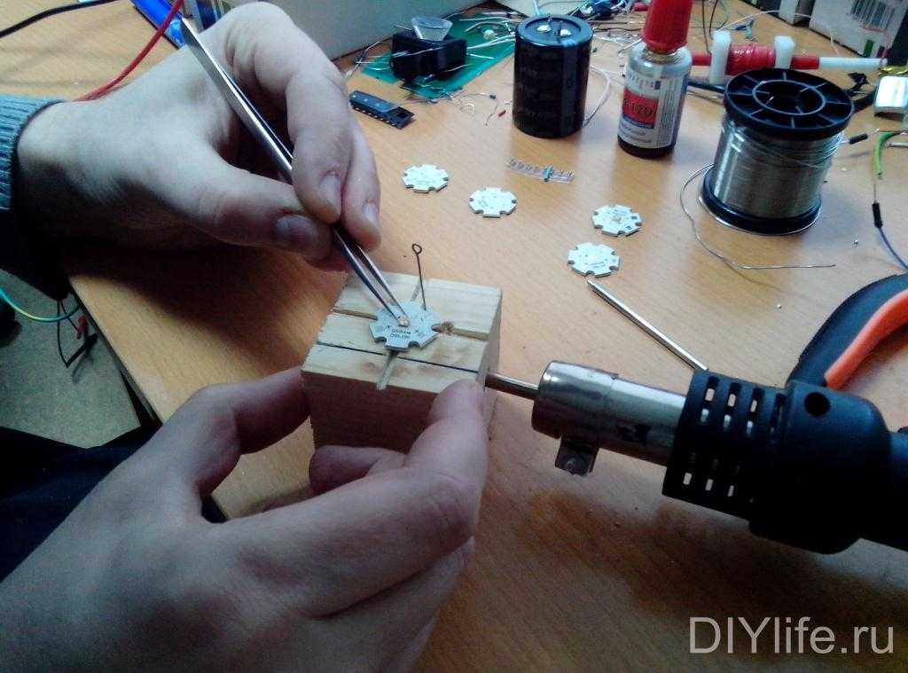 Пайка поврежденных дорожек гибкого шлейфа
