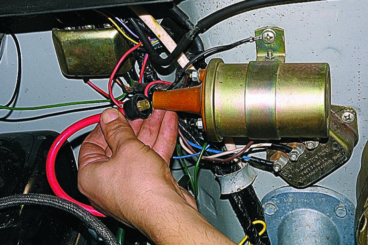 Нет искры и греется катушка — автотоп