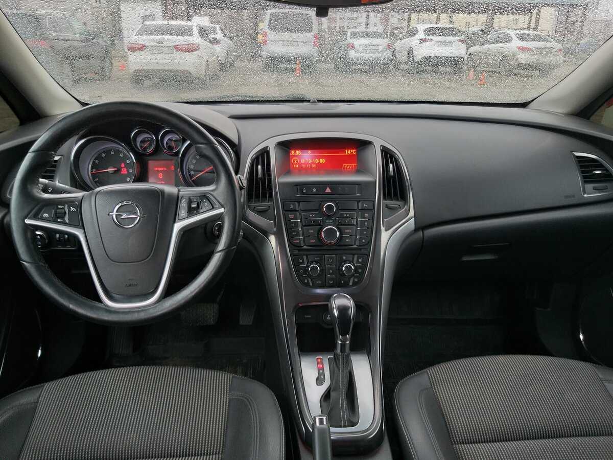 Opel Astra j 2012. Opel Astra j 2012 салон. Opel Astra 2012.