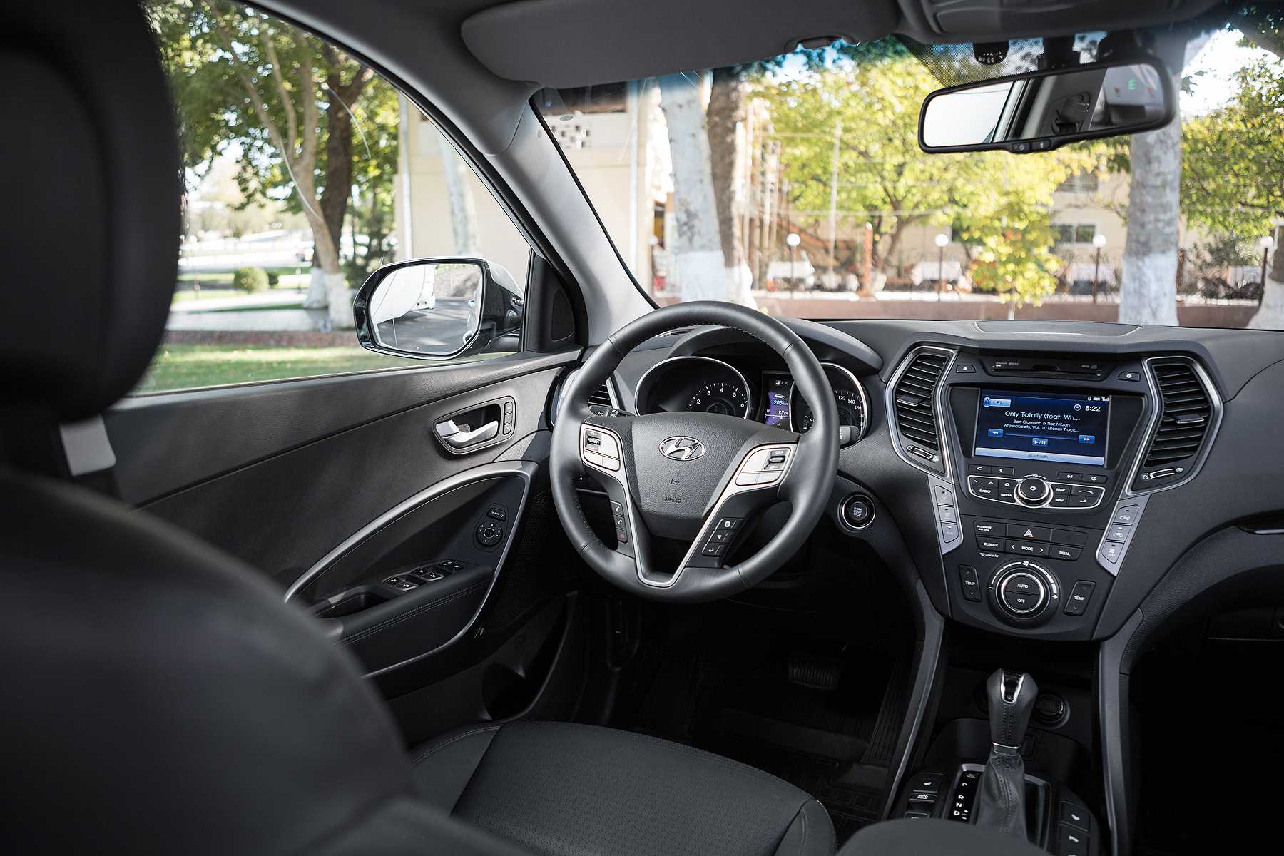 Hyundai santa fe: поколения, кузова по годам, история модели и года выпуска, рестайлинг, характеристики, габариты, фото - carsweek
