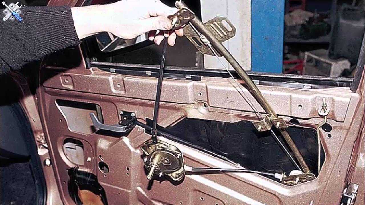 Как закрыть окно если стеклоподъемник сломался