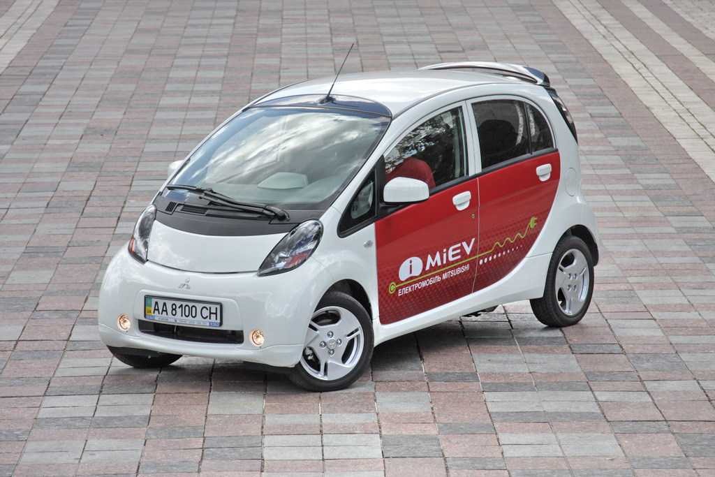 Мitsubishi i-miev(mitsubishi innovate electric vehicle) — это пятидверный хэтчбек, который построен на базе модели mitsubishi i - автомобили mitsubishi