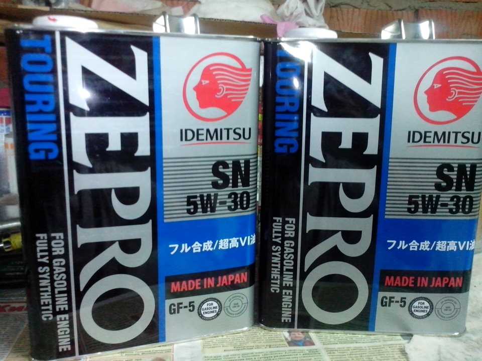 Как отличить масло идемитсу. Idemitsu 5w30. Моторное масло Idemitsu 5w30. Моторное масло Zepro 5w30 SN. Моторное масло идемитсу зепро 5w30.