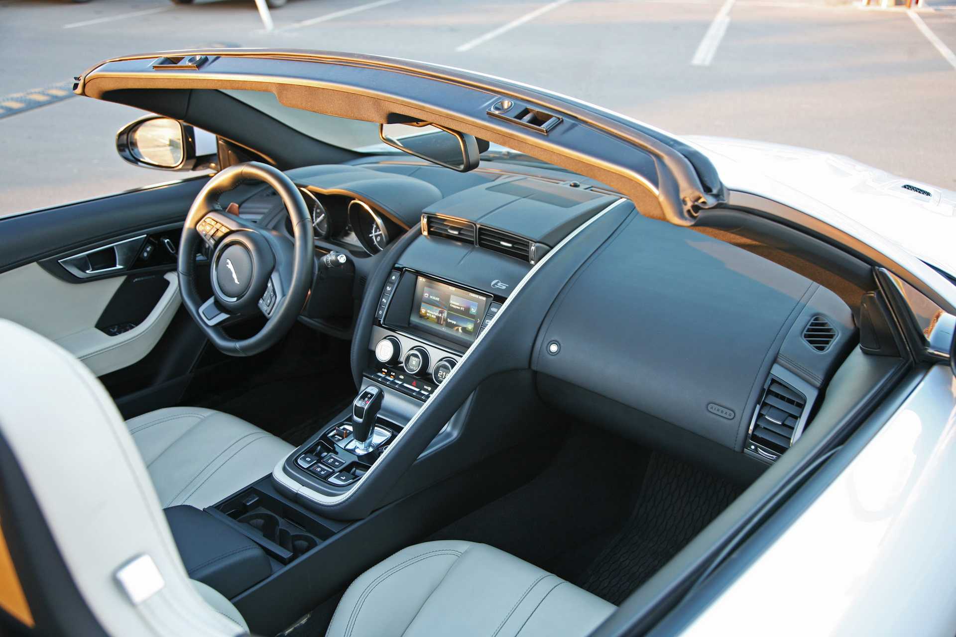 Тест-драйв jaguar f-type s: приручить ягуара