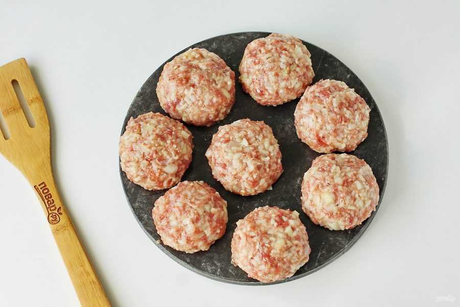 Очень вкусные и нежные тефтели из фарша с рисом
